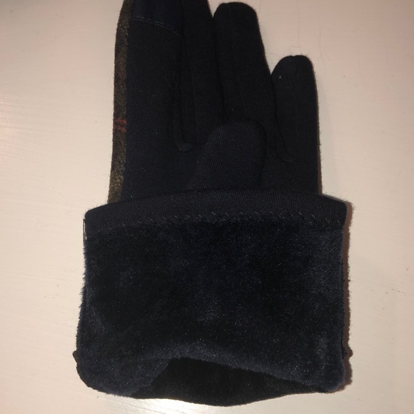 Cloves - Picture 2 of 4